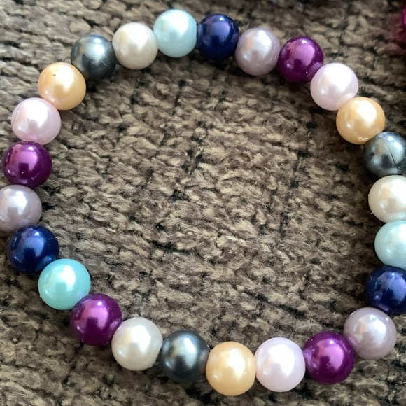 Homemade Stretch Beaded Bracelets, 7” Colorful beads, Set of 3 New Bracelets - Picture 4 of 6